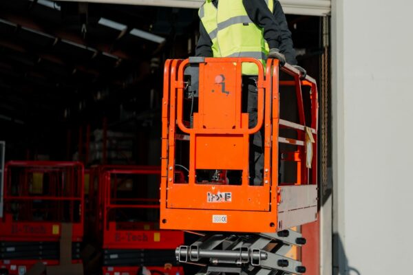 LiftX EWP Auckland workshop for elevated work platform MEWP major inspections, rebuilds and servicing